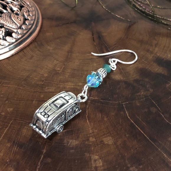 Camper Trailer Earrings - Camper Jewelry, RV - Picture 3 of 4